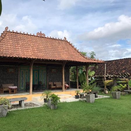 Legiyem Homestay Yogyakarta Eksteriør billede